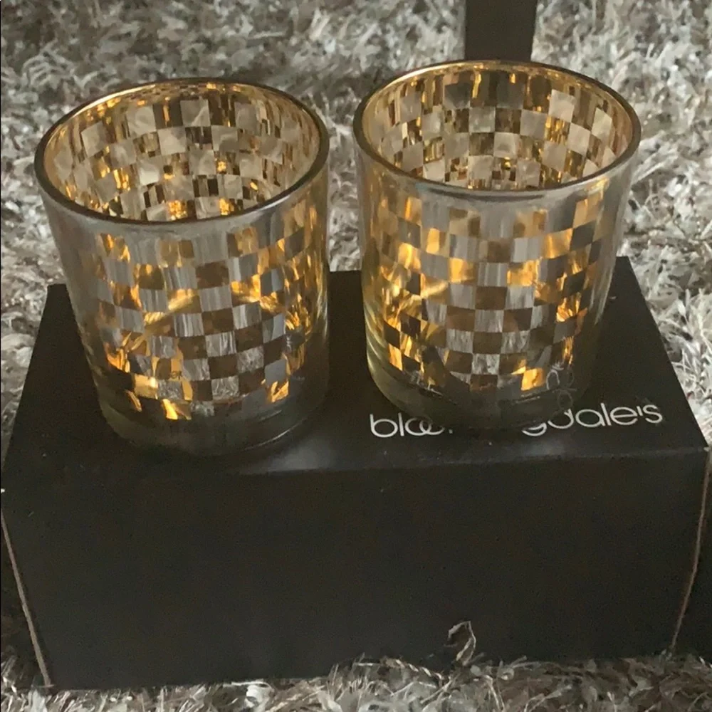 New set‎ of silver and gold candle holders decor
